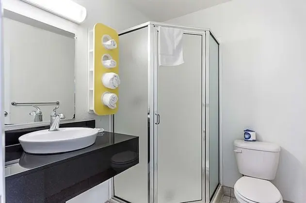 Standard Oda, 2 Çift Kişilik Yatak, Sigara İçilmez, Buzdolabı ve Mikrodalga