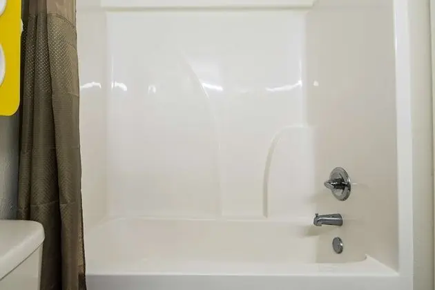 Standard Oda, 2 Büyük (Queen) Boy Yatak, Sigara İçilmez, Buzdolabı ve Mikrodalga