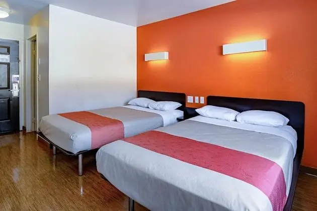 Standard Oda, 2 Çift Kişilik Yatak, Sigara İçilebilir