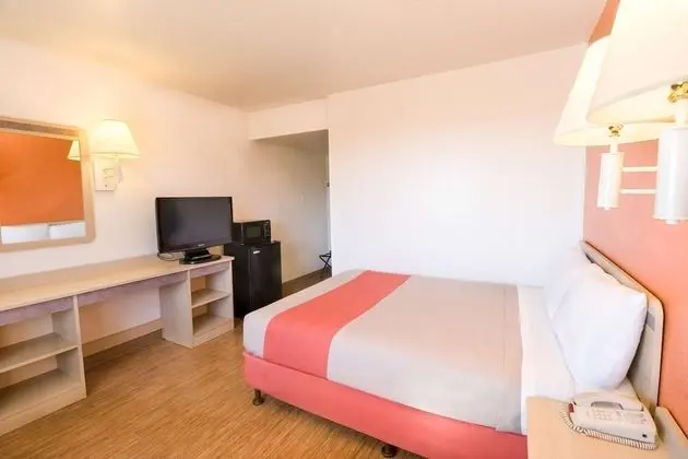 Standard Oda, 1 Büyük (Queen) Boy Yatak, Sigara İçilmez