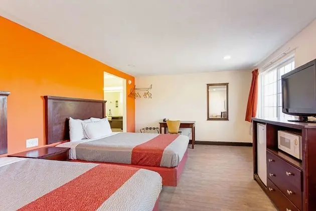 Deluxe Oda, 2 Büyük (Queen) Boy Yatak, Sigara İçilmez, Buzdolabı ve Mikrodalga