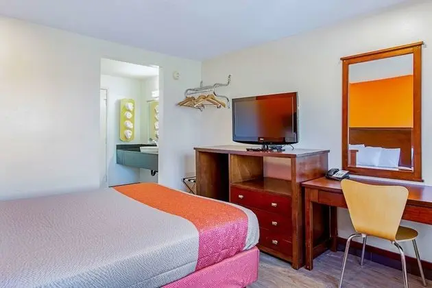 Standard Oda, 1 Büyük (Queen) Boy Yatak, Sigara İçilmez