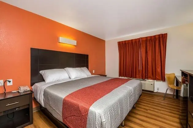 Deluxe Oda, 1 En Büyük (King) Boy Yatak, Sigara İçilmez, Buzdolabı ve Mikrodalga