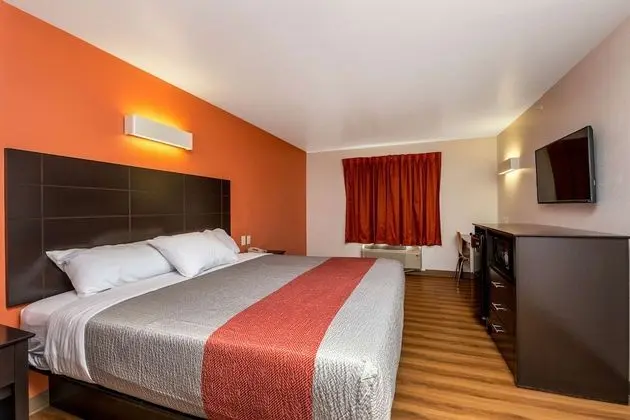 Deluxe Oda, 1 En Büyük (King) Boy Yatak, Sigara İçilmez, Buzdolabı ve Mikrodalga