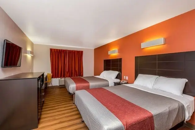 Deluxe Oda, 2 Çift Kişilik Yatak, Sigara İçilmez, Buzdolabı ve Mikrodalga