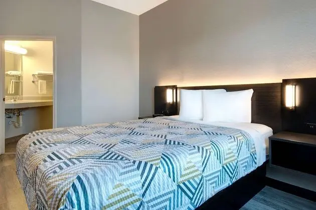 Premium Oda, 2 Çift Kişilik Yatak, Sigara İçilmez, Küçük Mutfak