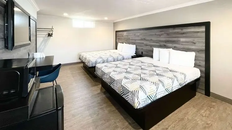 Standard Oda, Birden Çok Yatak, Sigara İçilmez, Buzdolabı ve Mikrodalga