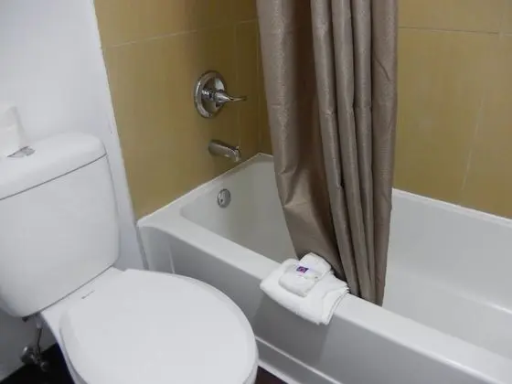 Standard Oda, 2 Çift Kişilik Yatak, Sigara İçilmez, Buzdolabı ve Mikrodalga
