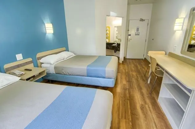 Standard Oda, 2 Çift Kişilik Yatak, Engellilere Uygun, Sigara İçilmez