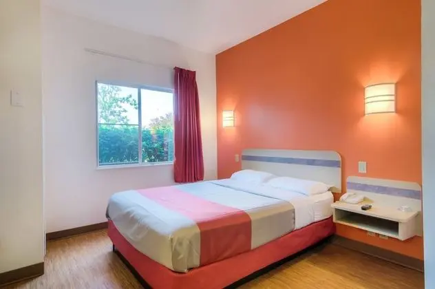 Standard Oda, 1 Büyük (Queen) Boy Yatak, Sigara İçilmez