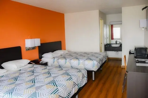 Deluxe Oda, 2 Büyük (Queen) Boy Yatak, Sigara İçilmez, Buzdolabı ve Mikrodalga