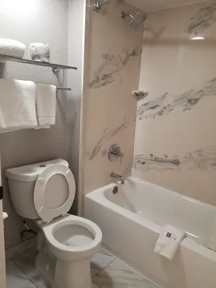 Standard Oda, 2 Büyük (Queen) Boy Yatak, Sigara İçilmez