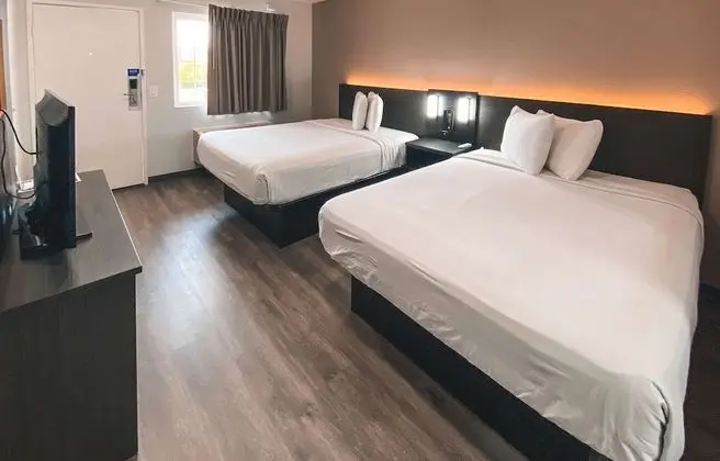 Standard Oda, 2 Çift Kişilik Yatak, Sigara İçilmez, Buzdolabı