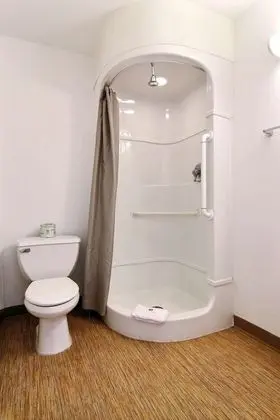 Standard Oda, 2 Çift Kişilik Yatak, Sigara İçilmez, Buzdolabı ve Mikrodalga