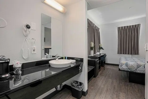 Premium Tek Büyük Yataklı Oda, 1 Büyük (Queen) Boy Yatak, Sigara İçilmez, Buzdolabı