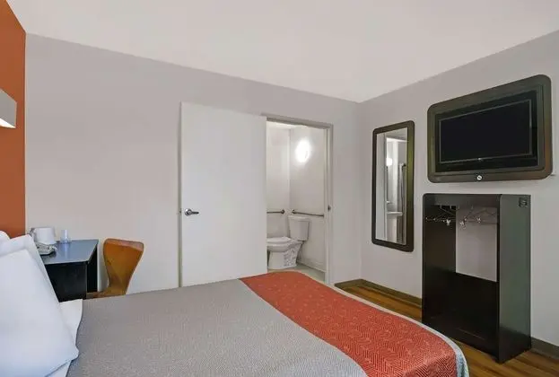 Standard Oda, 1 Çift Kişilik Yatak, Engellilere Uygun, Sigara İçilmez