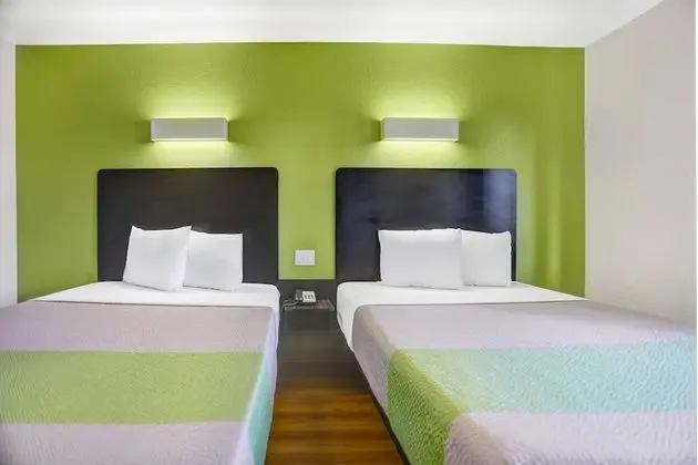 Standard Oda, 2 Çift Kişilik Yatak, Sigara İçilmez, Buzdolabı ve Mikrodalga