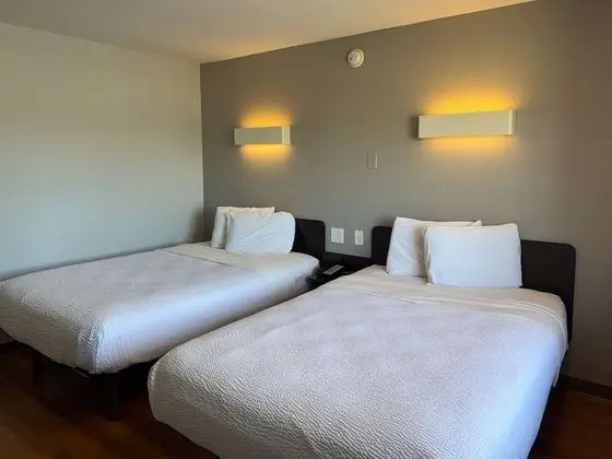 Standard Oda, 2 Çift Kişilik Yatak, Sigara İçilmez, Buzdolabı ve Mikrodalga