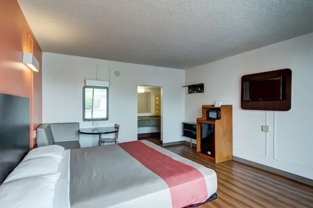 Deluxe Oda, 1 En Büyük (King) Boy Yatak, Sigara İçilmez, Buzdolabı ve Mikrodalga