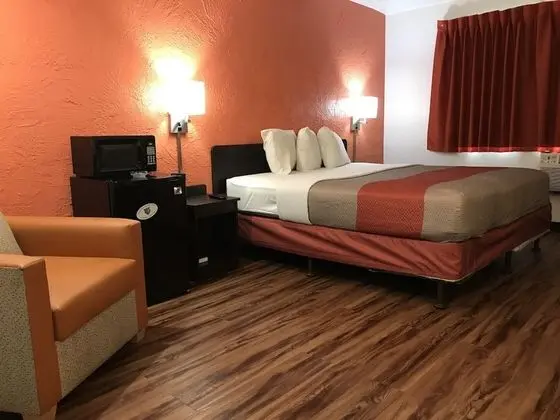 Standard Oda, 1 En Büyük (King) Boy Yatak, Sigara İçilebilir