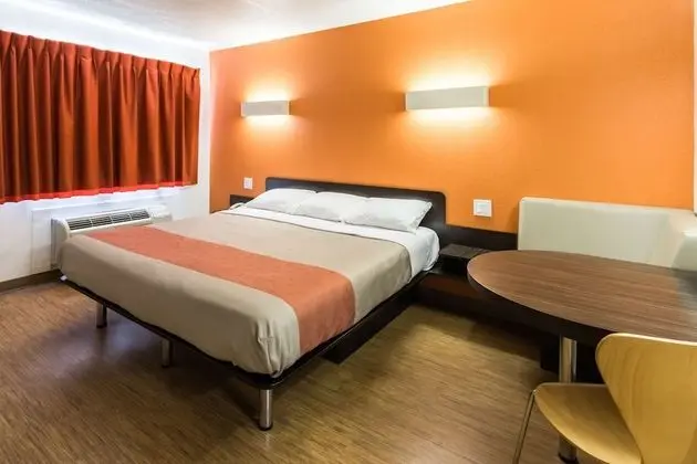 Standard Oda, 1 En Büyük (King) Boy Yatak, Sigara İçilmez