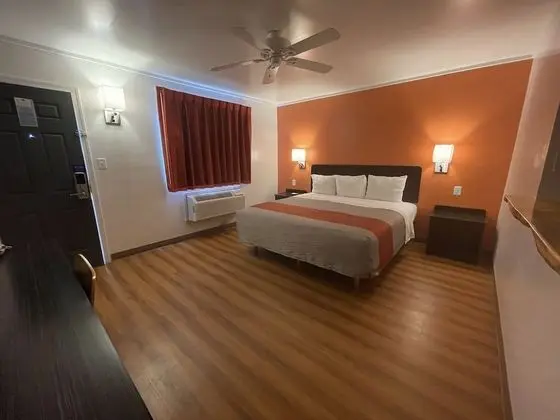 Standard Oda, 1 En Büyük (King) Boy Yatak, Sigara İçilmez