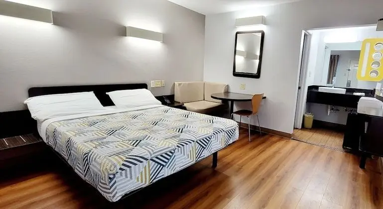 Standard Oda, 1 Büyük (Queen) Boy Yatak, Sigara İçilmez