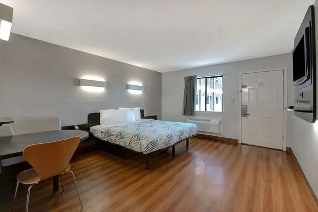 Standard Oda, 1 En Büyük (King) Boy Yatak, Sigara İçilmez