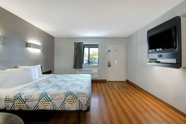 Standard Oda, 1 En Büyük (King) Boy Yatak, Sigara İçilmez