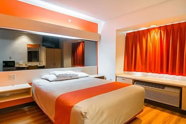 Standard Oda, 1 Büyük (Queen) Boy Yatak, Sigara İçilmez