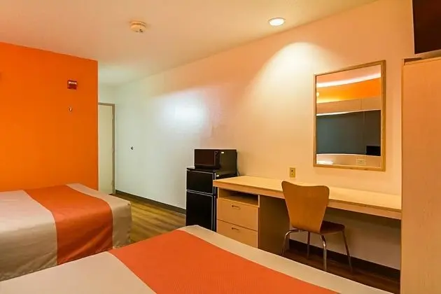 Standard Oda, 2 Büyük (Queen) Boy Yatak, Sigara İçilmez