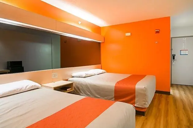 Standard Oda, 2 Büyük (Queen) Boy Yatak, Sigara İçilmez