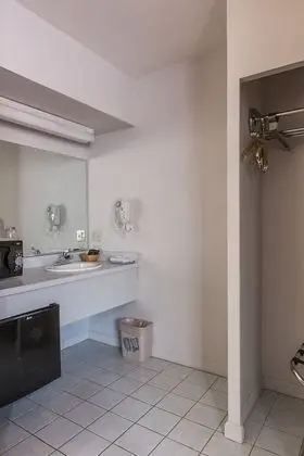 Standard Oda, 1 En Büyük (King) Boy Yatak, Sigara İçilmez