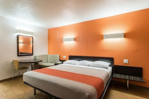 Standard Oda, 1 En Büyük (King) Boy Yatak, Sigara İçilmez