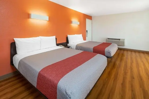 Standard Oda, 2 Çift Kişilik Yatak, Sigara İçilmez, Buzdolabı