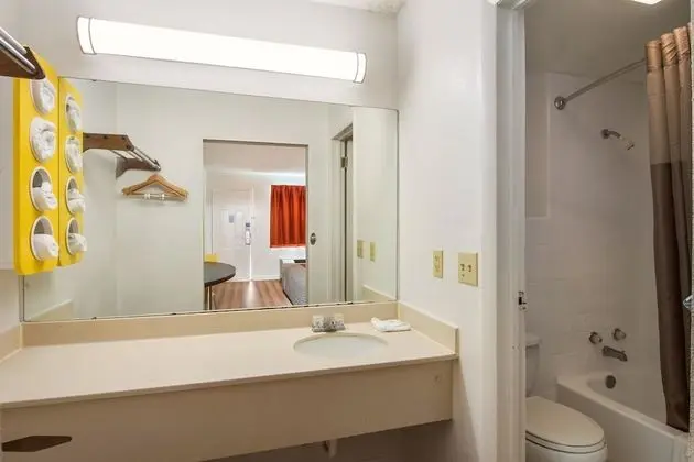 Deluxe Oda, 1 Çift Kişilik Yatak, Sigara İçilmez, Buzdolabı ve Mikrodalga