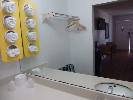 Deluxe Oda, 2 Çift Kişilik Yatak, Sigara İçilmez, Buzdolabı ve Mikrodalga