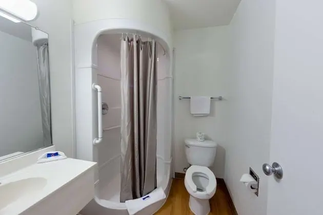 Standard Oda, 2 Çift Kişilik Yatak, Sigara İçilebilir