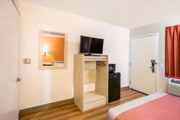 Standard Oda, 1 Büyük (Queen) Boy Yatak, Sigara İçilmez