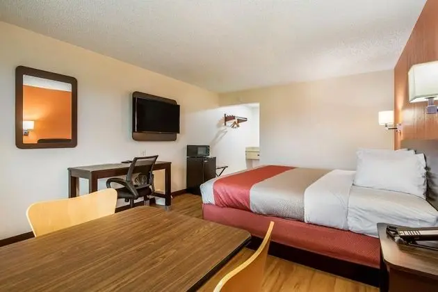 Standard Oda, 1 En Büyük (King) Boy Yatak, Sigara İçilmez, Buzdolabı ve Mikrodalga