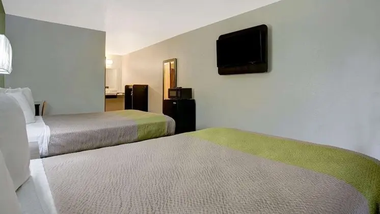 Deluxe Oda, 2 Çift Kişilik Yatak, Sigara İçilmez, Buzdolabı ve Mikrodalga