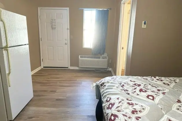 Oda, 1 Tek Kişilik Yatak, Sigara İçilebilir