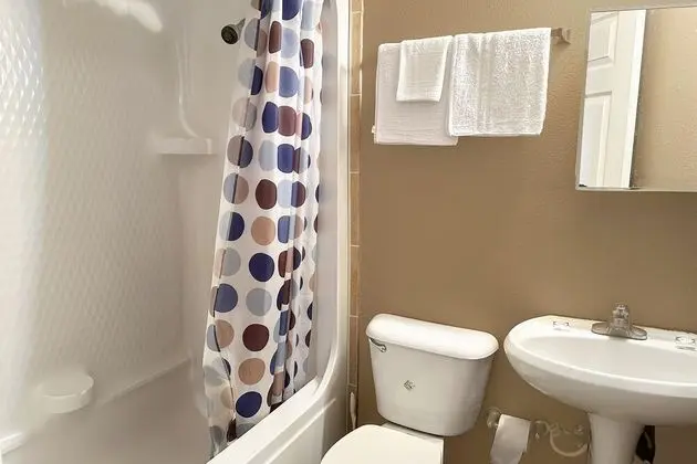 Oda, 1 Tek Kişilik Yatak, Sigara İçilebilir