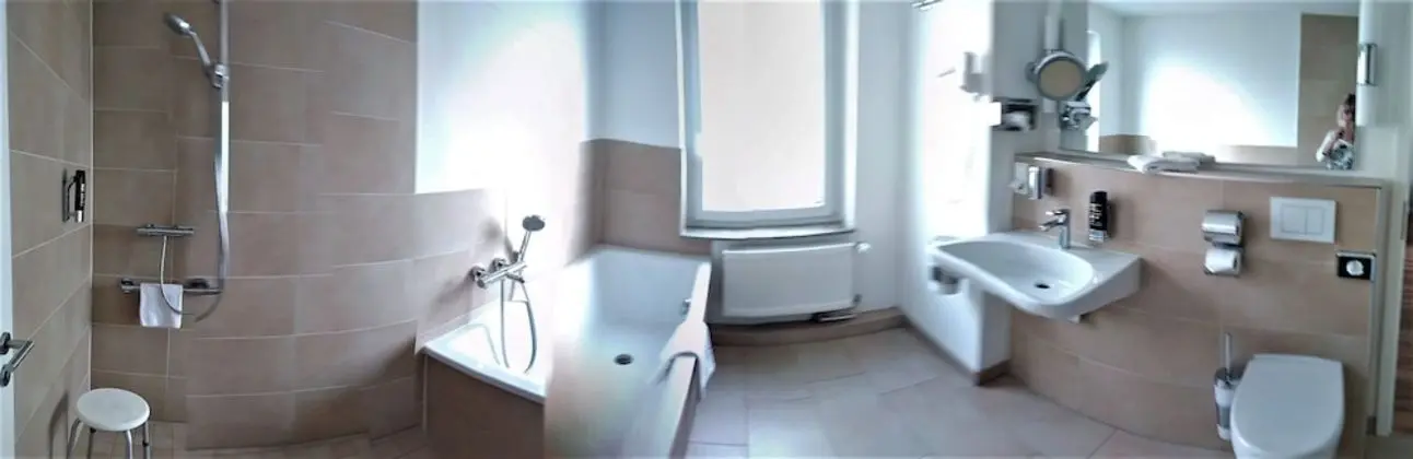 Business Dört Kişilik Oda