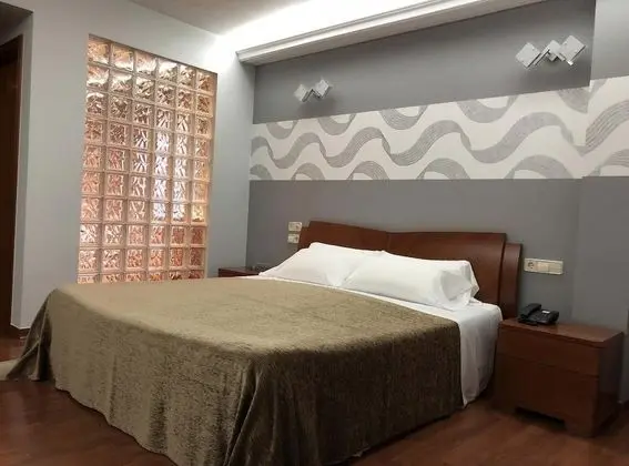 Superior Tek Büyük Yataklı Oda