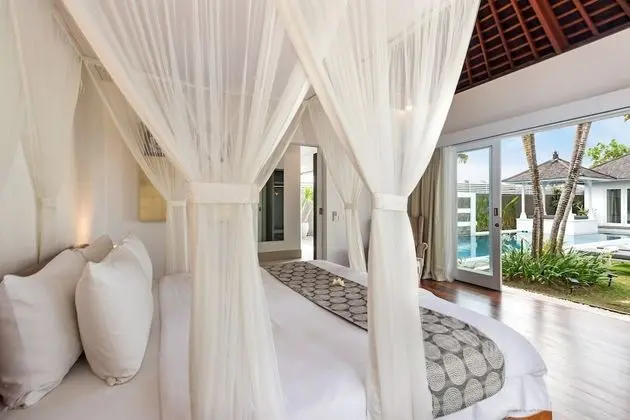 Superior Villa