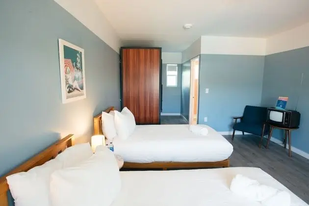 4 Bed small Community Room