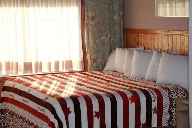 Superior Oda, 1 En Büyük (King) Boy Yatak, Jakuzi, Havuz Manzaralı (hardwood floors)