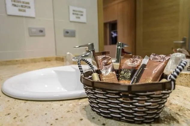 Üç Kişilik Oda, 3 Tek Kişilik Yatak