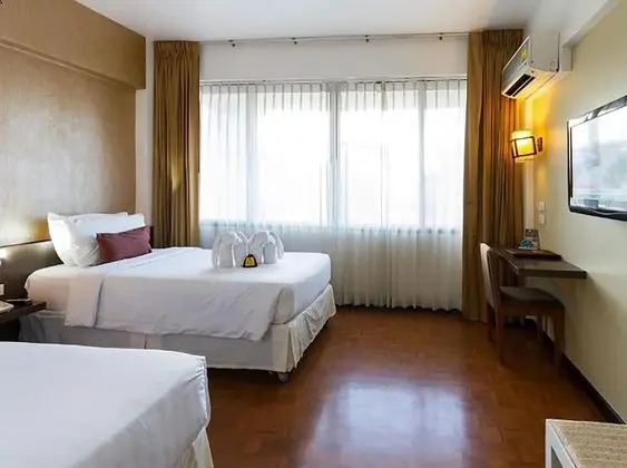 Superior Tek Büyük veya İki Ayrı Yataklı Oda